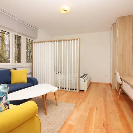 Appartement Kosevo 6 *